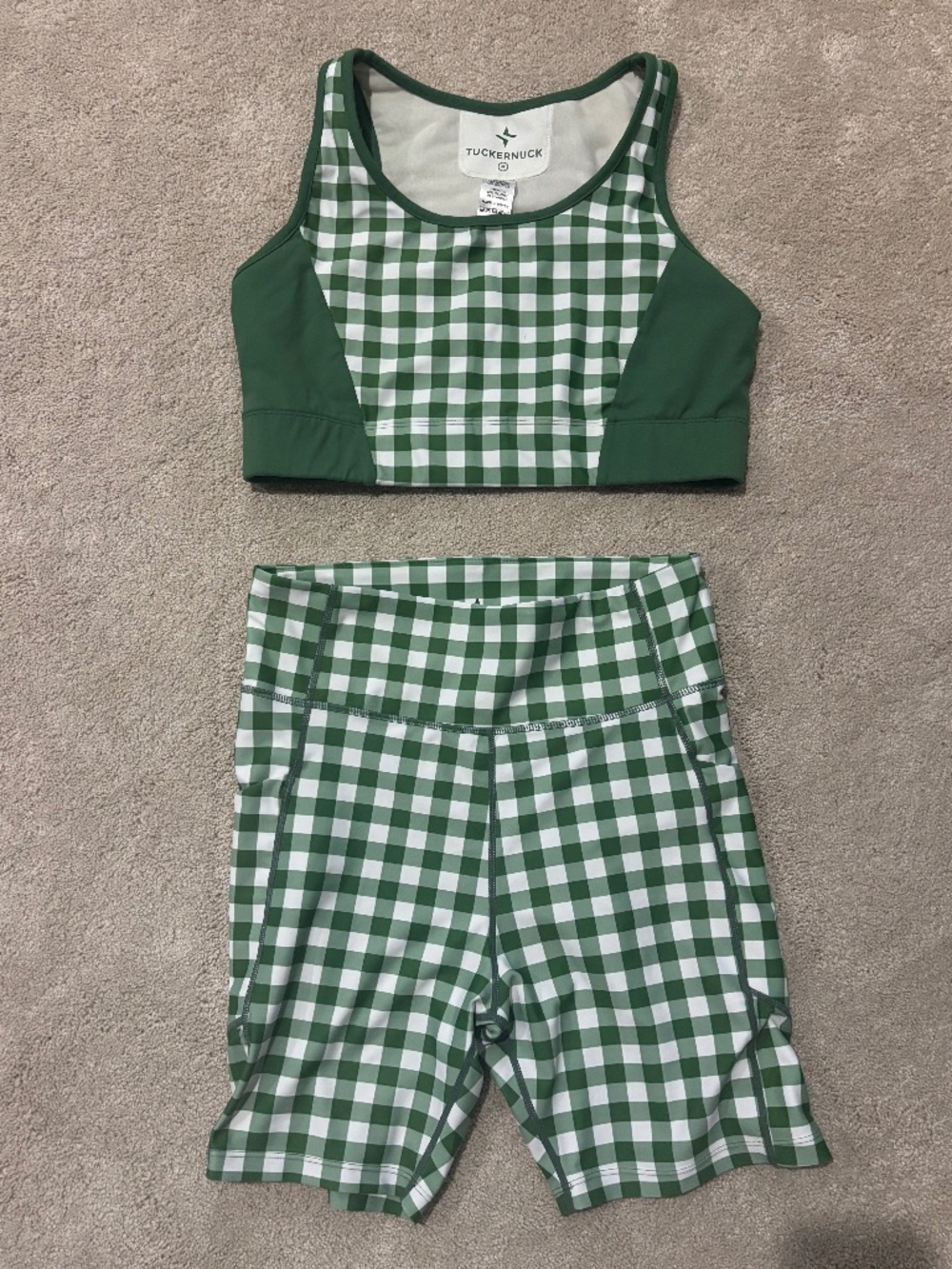 Tuckernuck Set